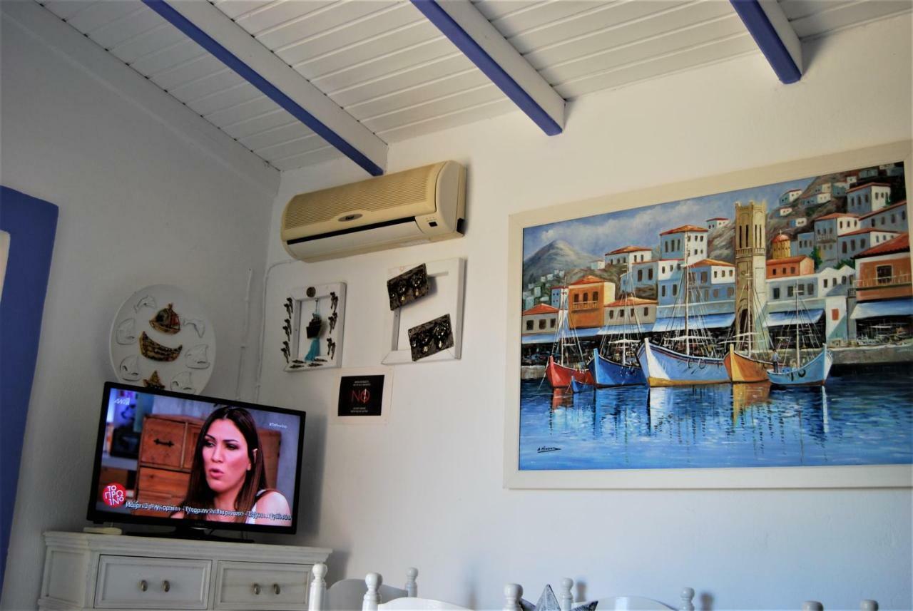 Killini Cottage Studio The Small Cyclades Kastro-Kyllini Eksteriør bilde
