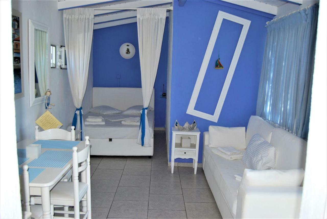 Killini Cottage Studio The Small Cyclades Kastro-Kyllini Eksteriør bilde